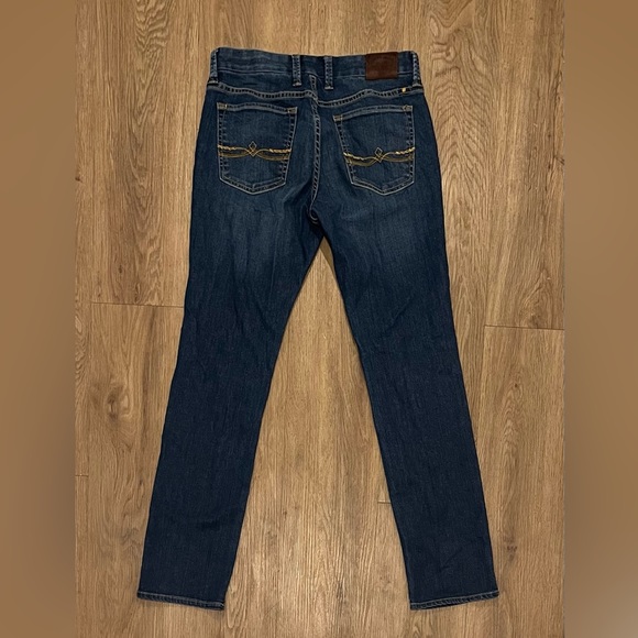 Lucky Brand Mid Rise Sweet Straight Jeans - Picture 3 of 4